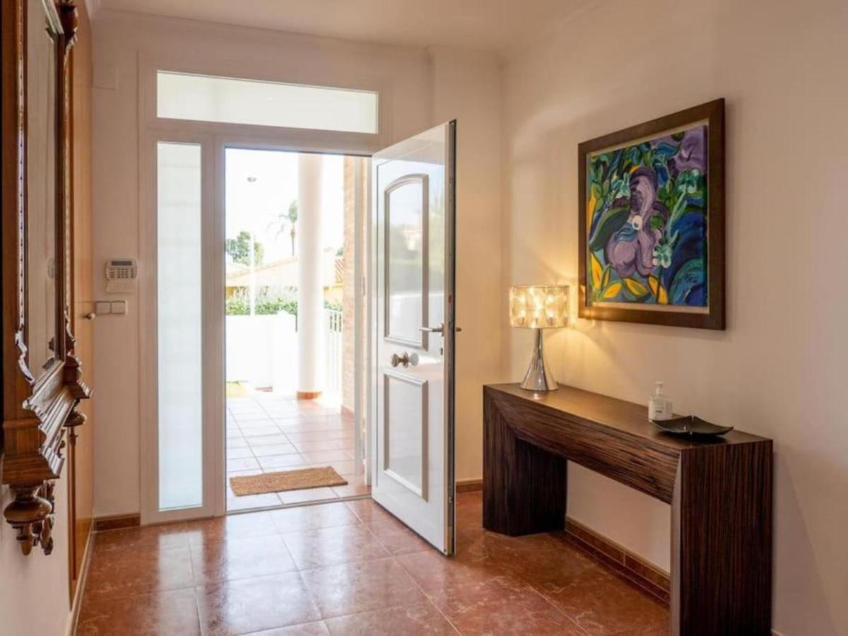 Con Piscina, Jardin Y Aire Acondicionado En La Eliana-l'eliana * Valenza