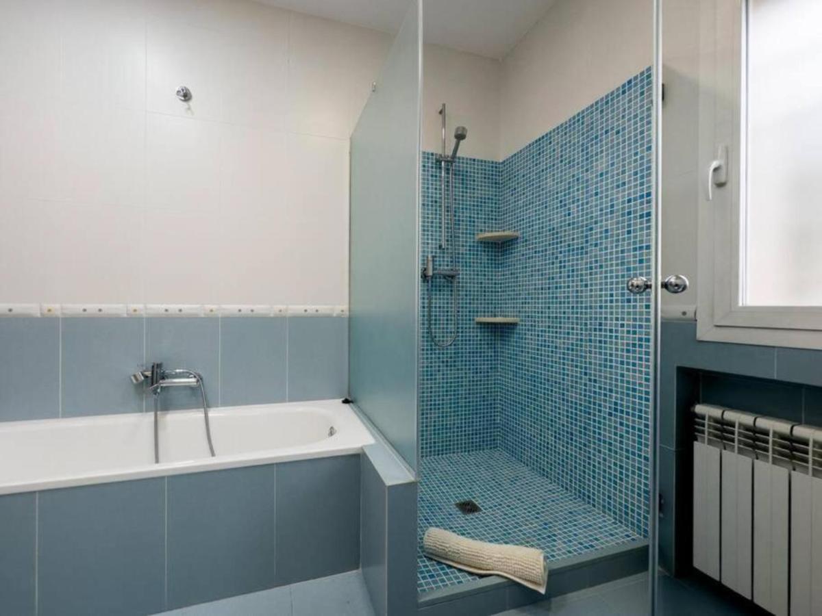 Con Piscina, Jardin Y Aire Acondicionado En La Eliana-l'eliana Villa Valenza